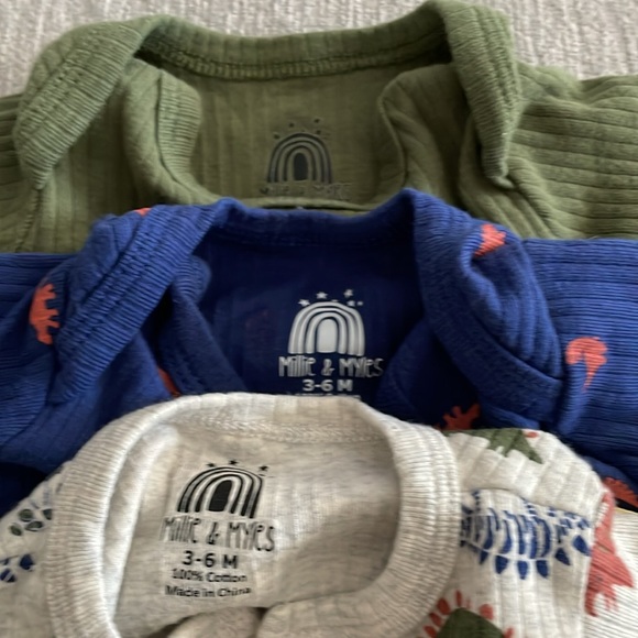 Little Boy Dinosaur Onesies - Picture 8 of 8